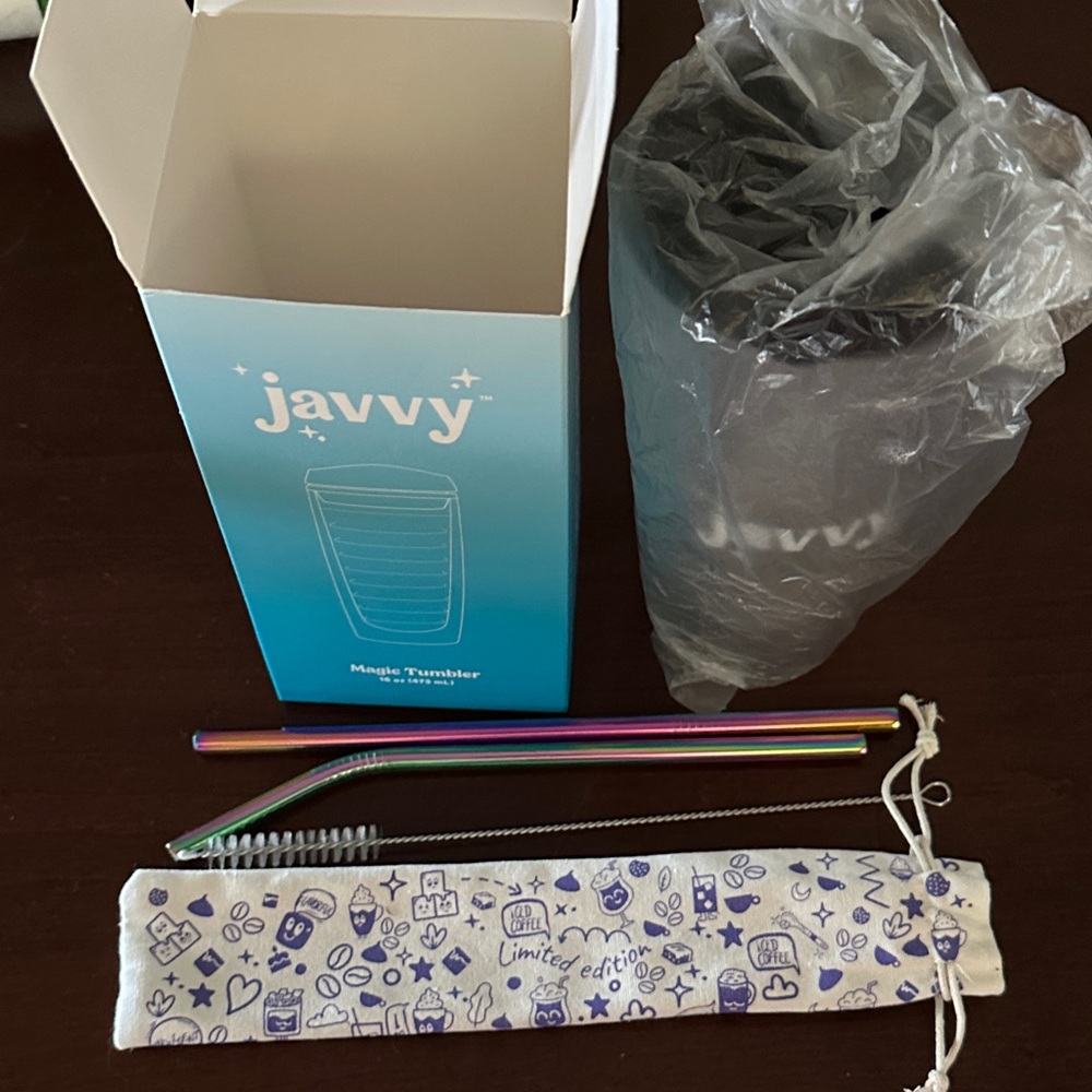 Javvy coffee Blue Magic Tumbler with Rainbow Straws New unused